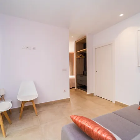 Vistamar Colors Boutique Luxury Apartments By Dlv *